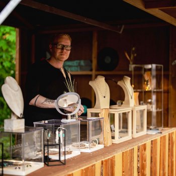 WIRTSCHAFT IM HOF · Think Global – Drink Local