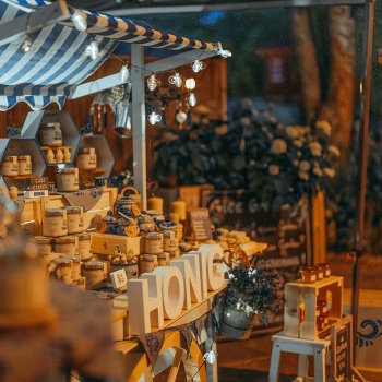 WIRTSCHAFT IM HOF · Think Global – Drink Local